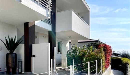 Quadrilocale con giardino e Box doppio