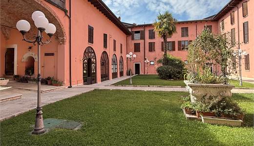 PADENGHE: Trilocale ristrutturato a pochi passi dal Lago